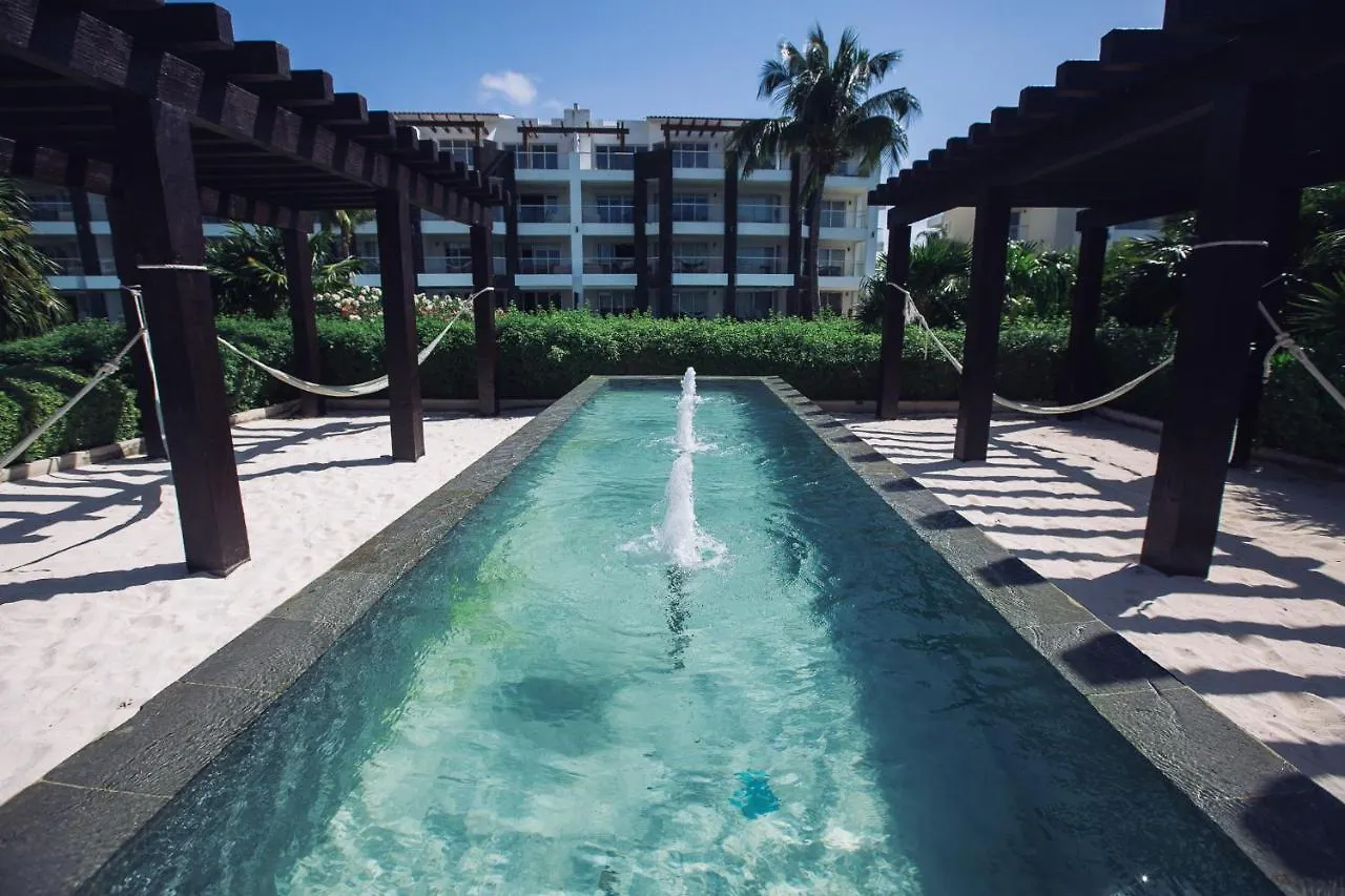 Mareazul Beach Front Condos At Playa Del Carmen Mexico